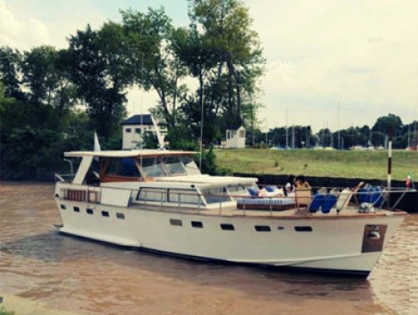 Romantic-Dinner-Boat-Trip